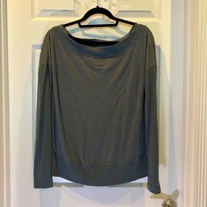 Athleta Women’s Studio Barre Sweatshirt. Grey. Size S. EUC.